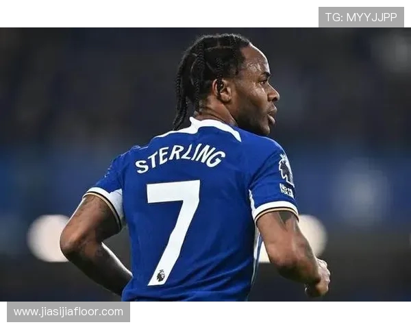 前切尔西边锋斯特林自由身加盟荷甲费耶诺德开启新篇章