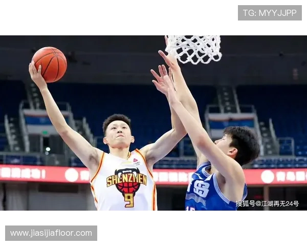 媒体人点评瀚森表现称其有进步空间并建议加强犯规力度